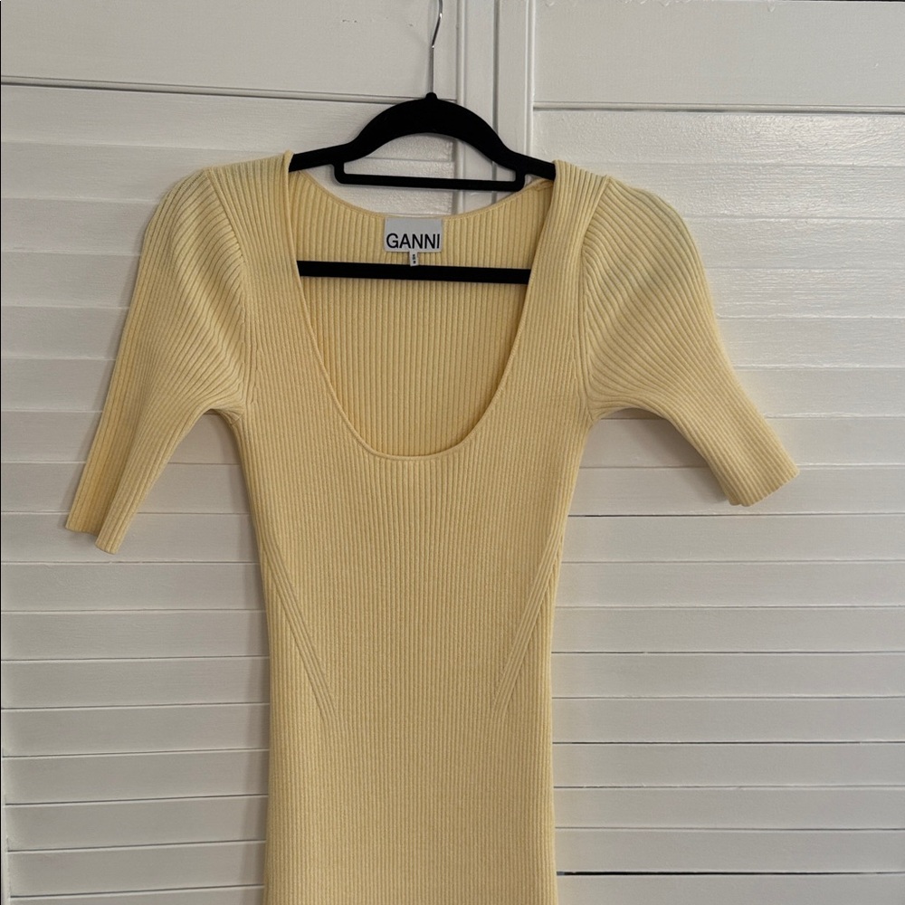 Ganni melange Pale Yellow Ribbed Scoop-Neck Knit midi Dress size medium - Picture 2 of 8